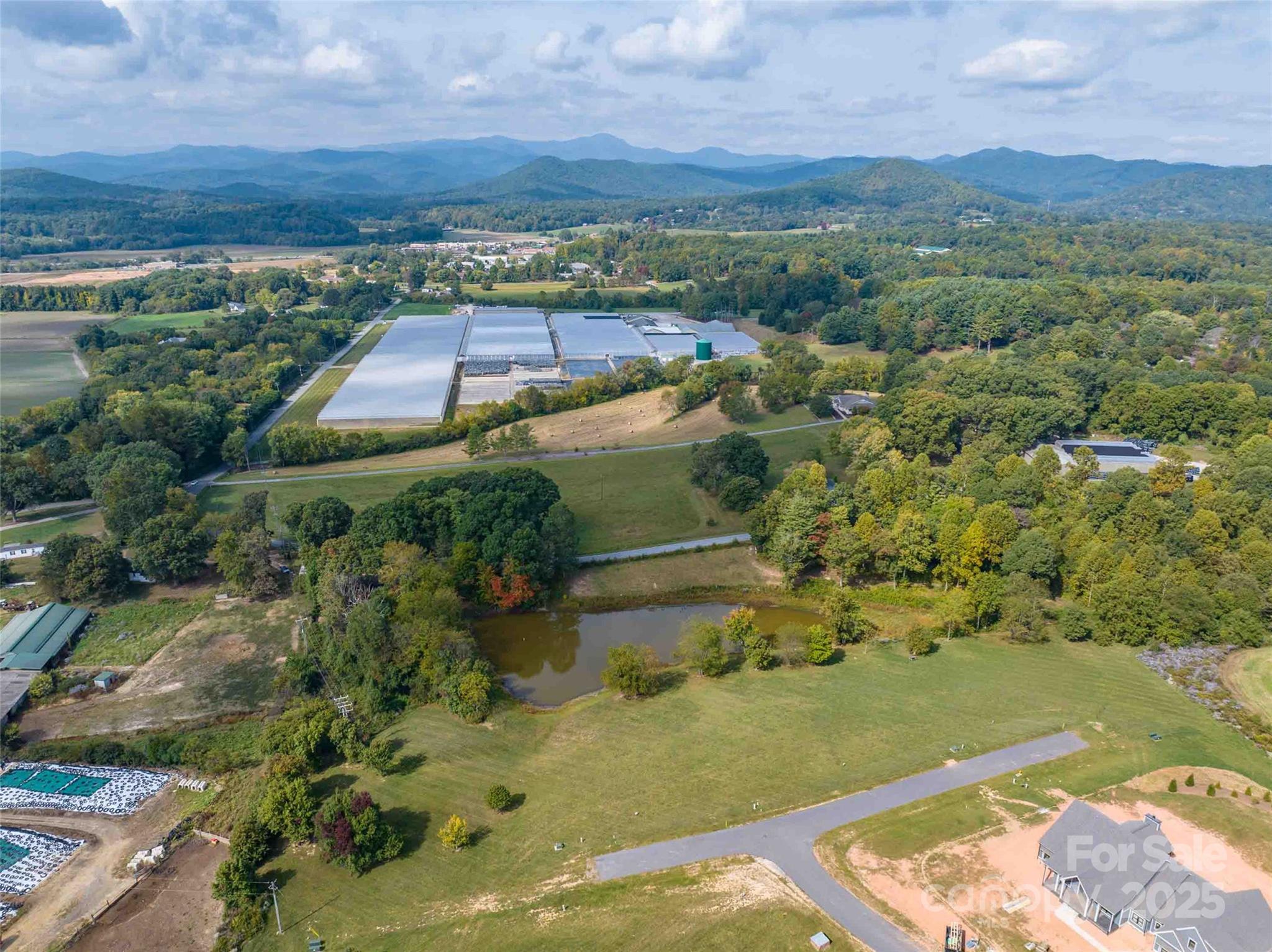 18 S Sweetwater Pond Road Mills River NC 28759