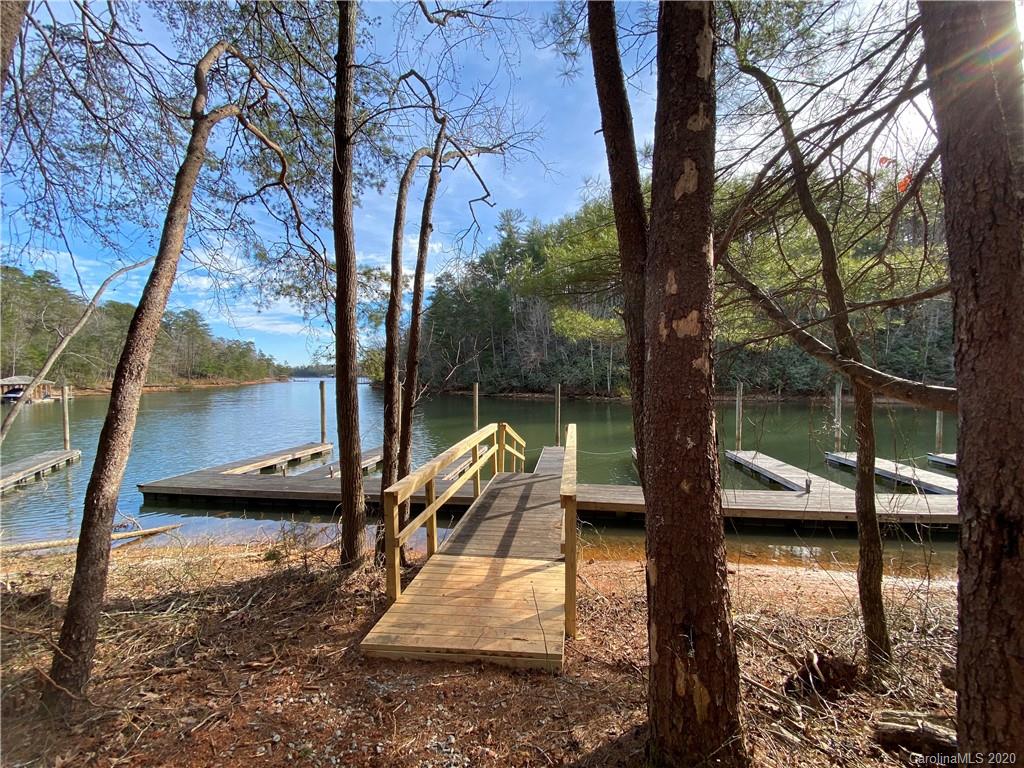 140 Kingfisher Trace Nebo NC 28761