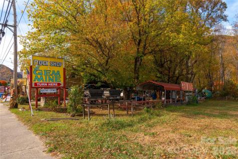 500 Sophie Road Maggie Valley NC 28751