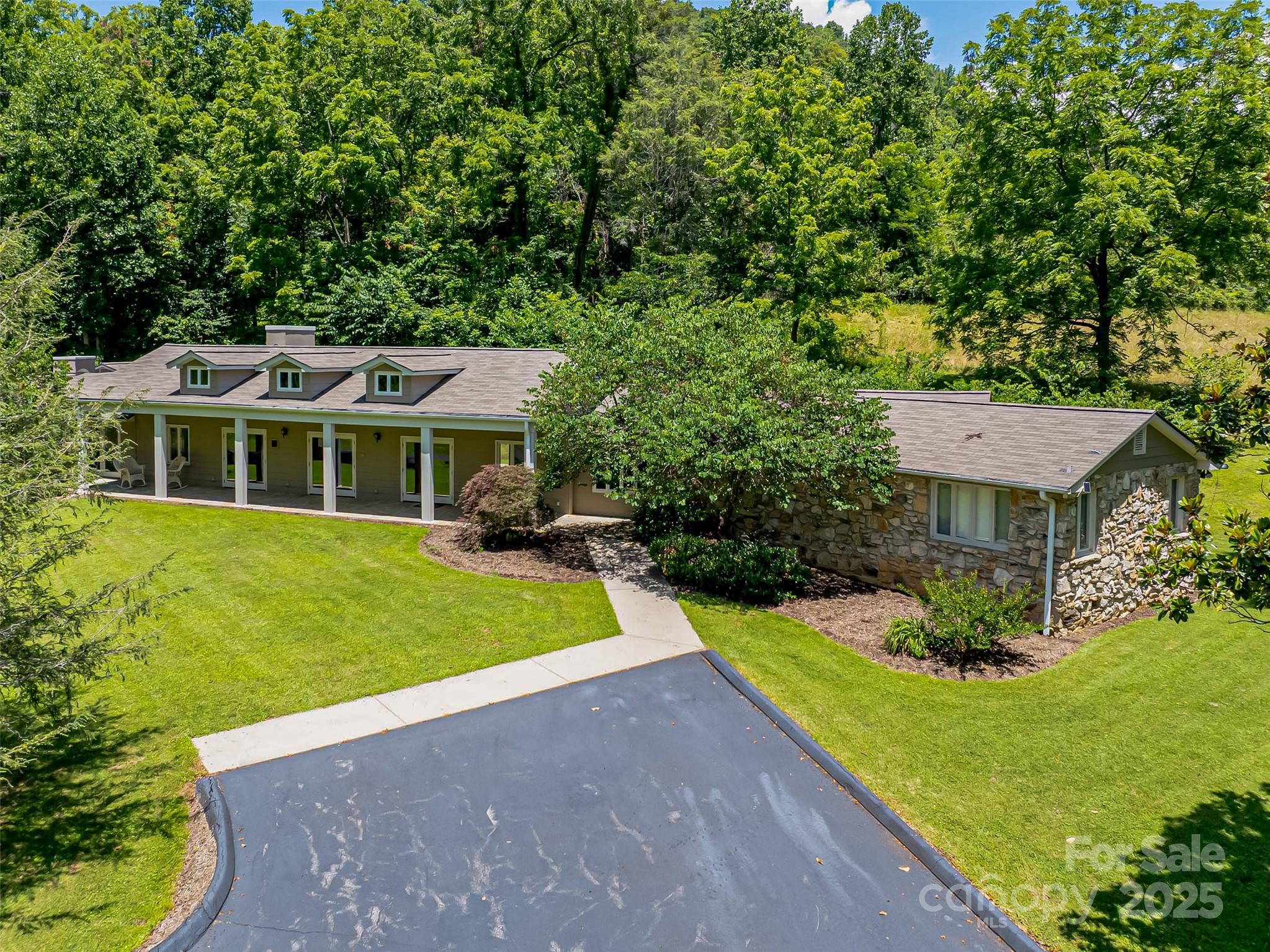 99999 Running Deer Lane Mars Hill NC 28754