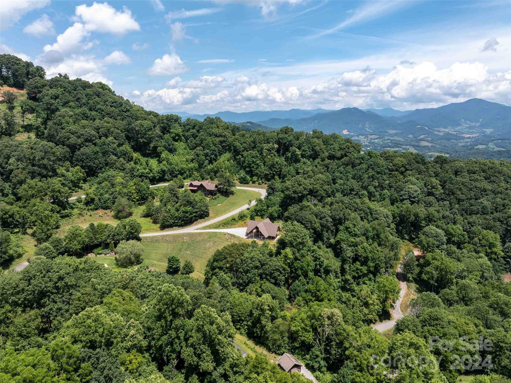 #54 Sleepy Hollow Drive Waynesville NC 28785