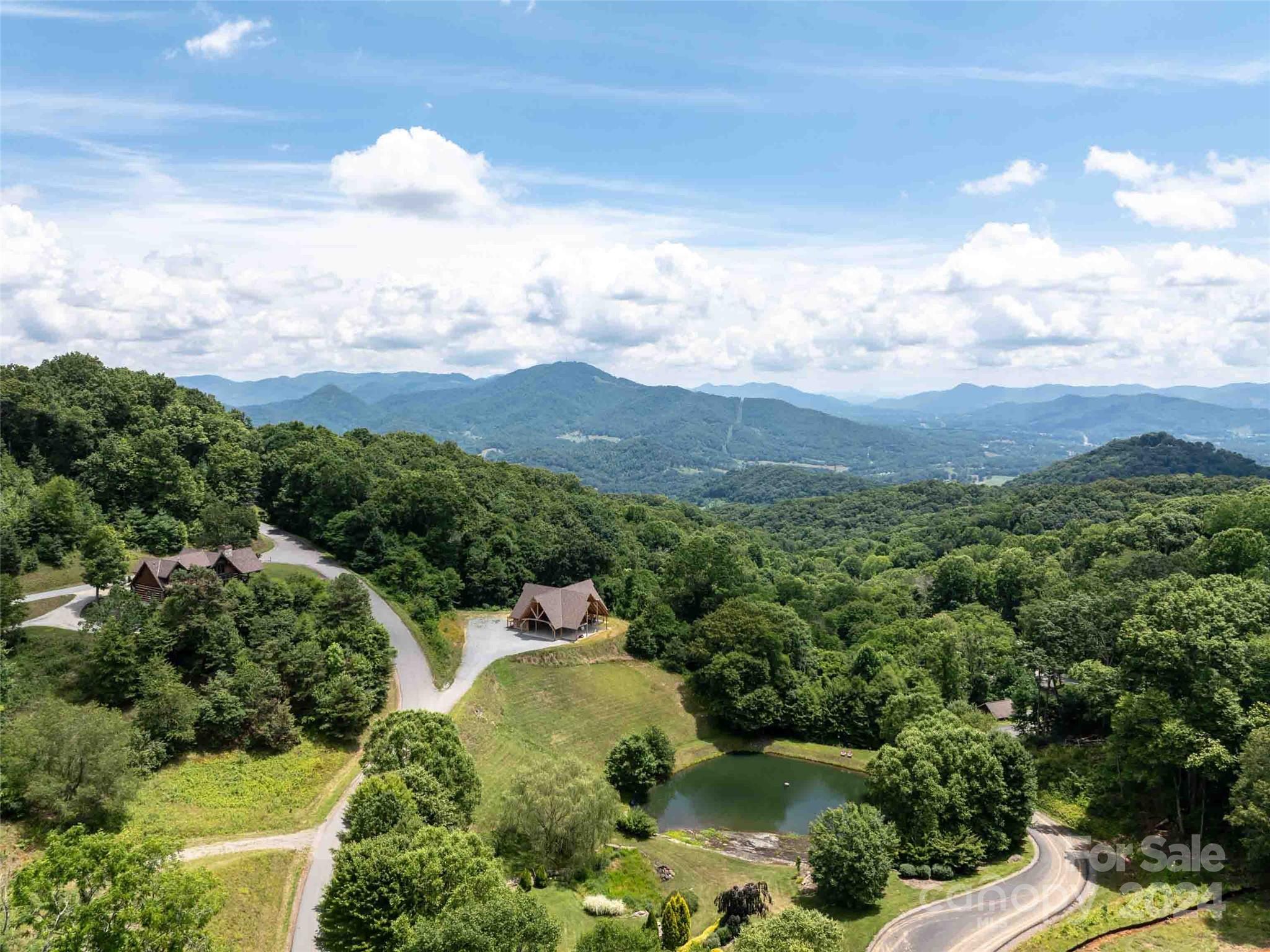 #54 Sleepy Hollow Drive Waynesville NC 28785