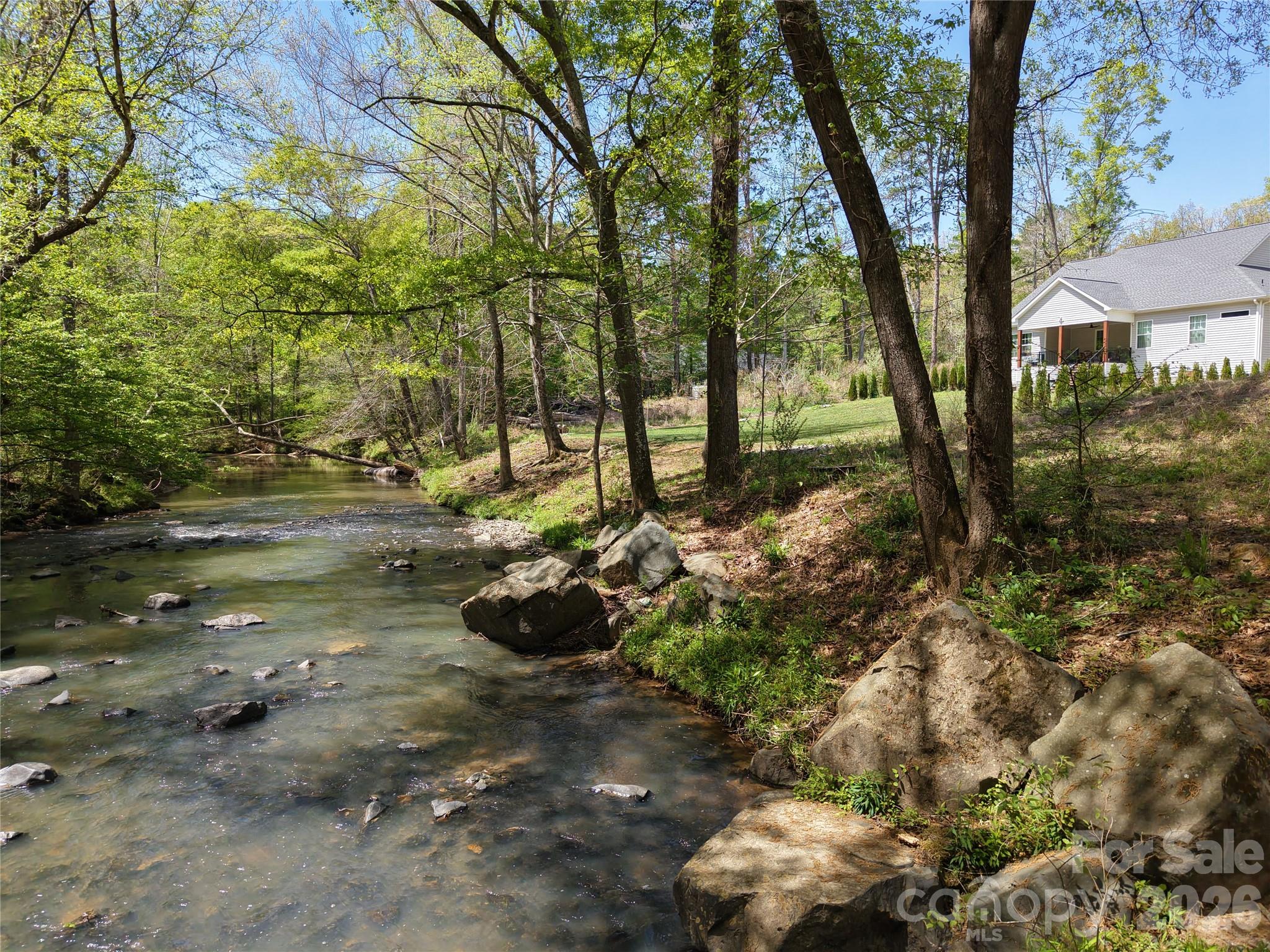 16 Creston Circle Charlotte NC 28214