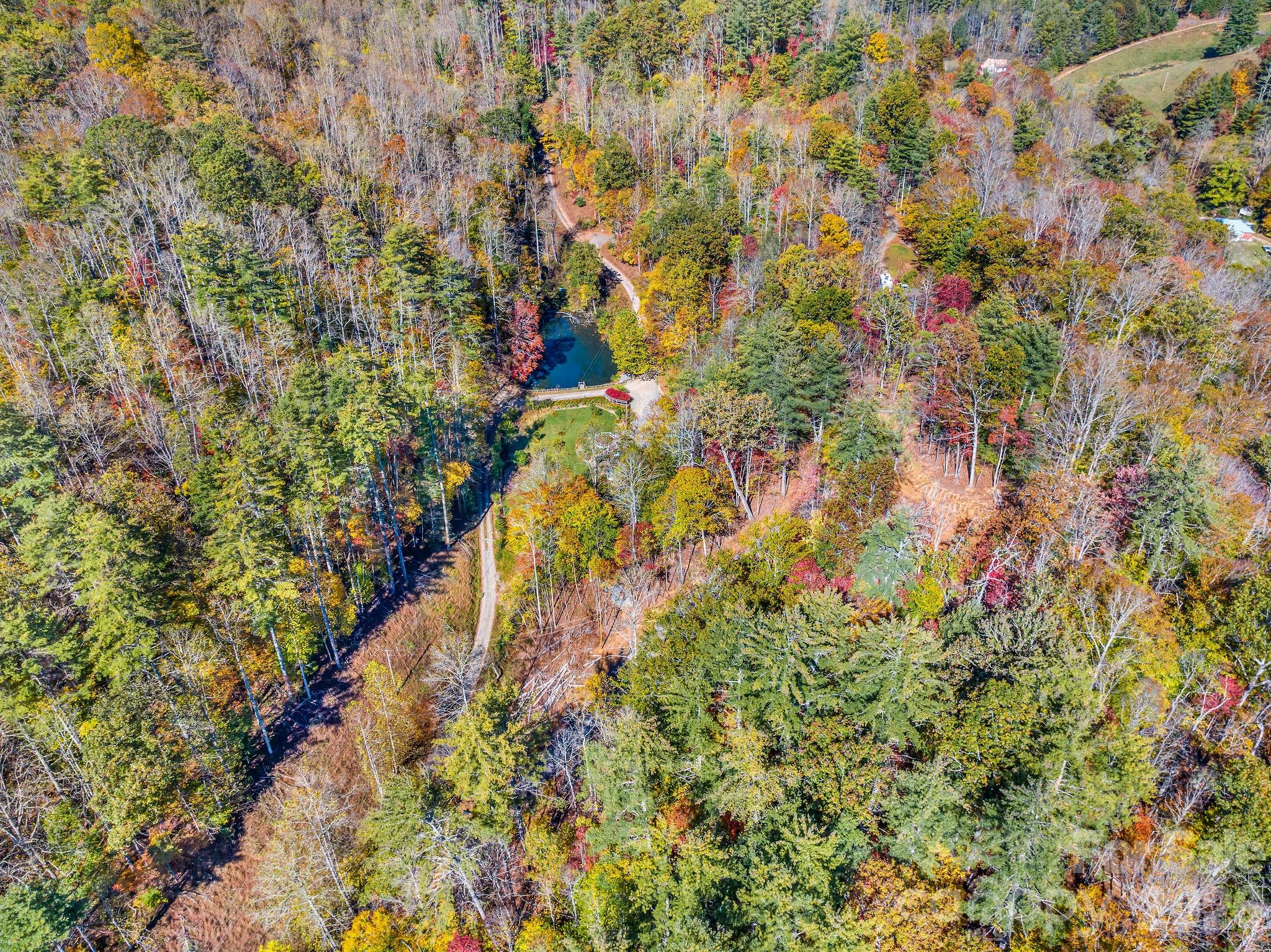 148 Fish Pond Lane Burnsville NC 28714