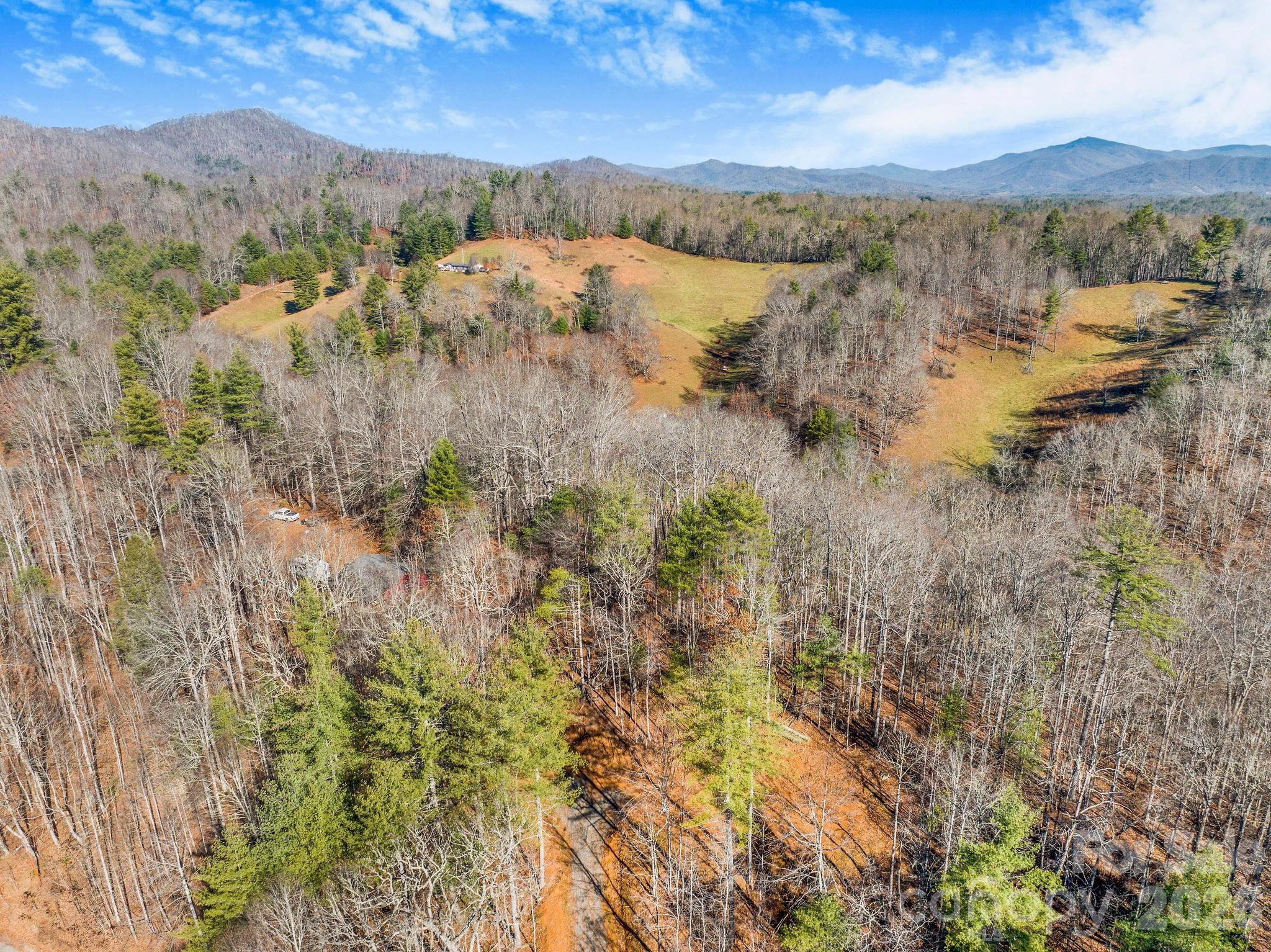 148 Fish Pond Lane Burnsville NC 28714