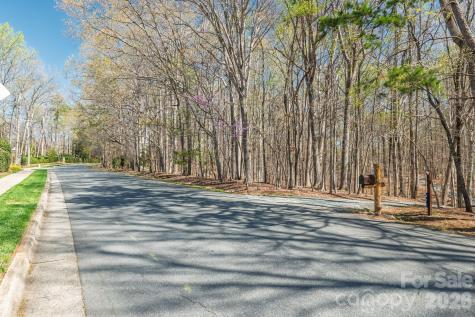 801 Reverdy Lane Matthews NC 28105