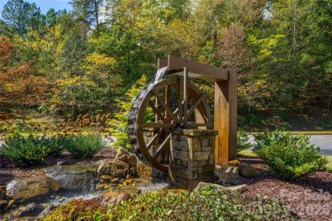 000 Nottingham Drive Mill Spring NC 28756