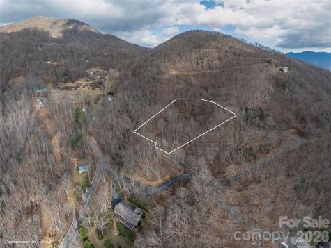 30 Hudson Valley Drive Waynesville NC 28786