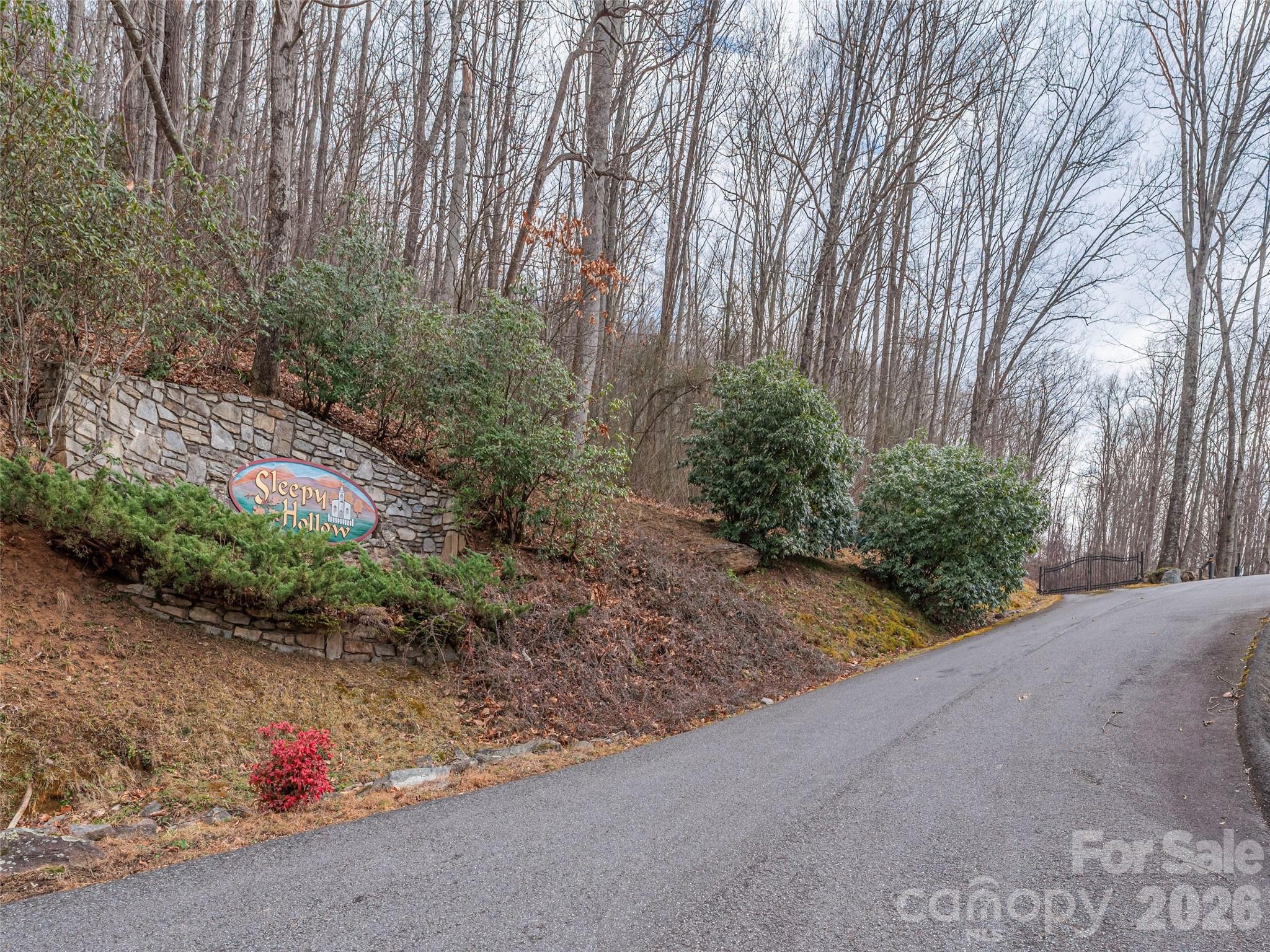 30 Hudson Valley Drive Waynesville NC 28786