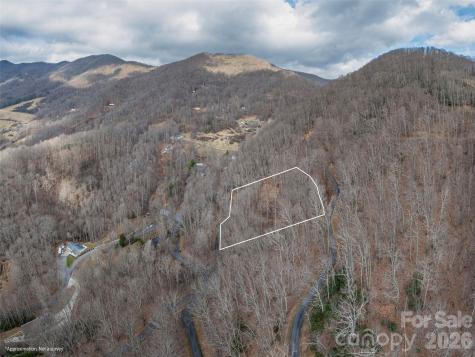 30 Hudson Valley Drive Waynesville NC 28786