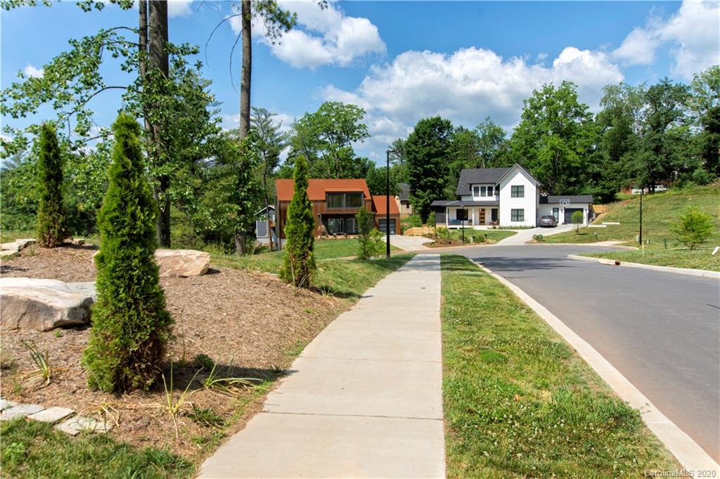 52 Malvern Walk Asheville NC 28806