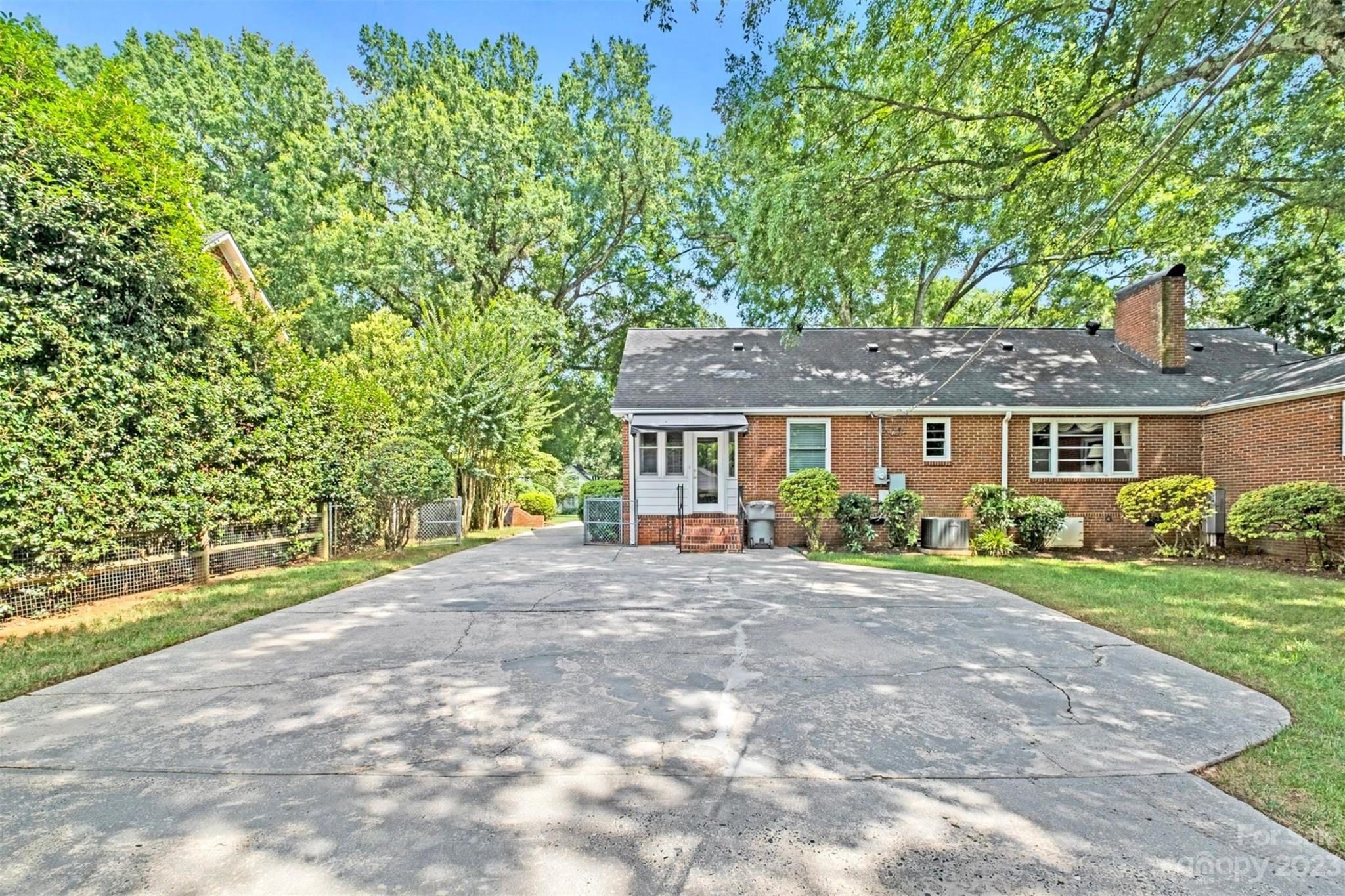1836 Harris Road Charlotte NC 28211