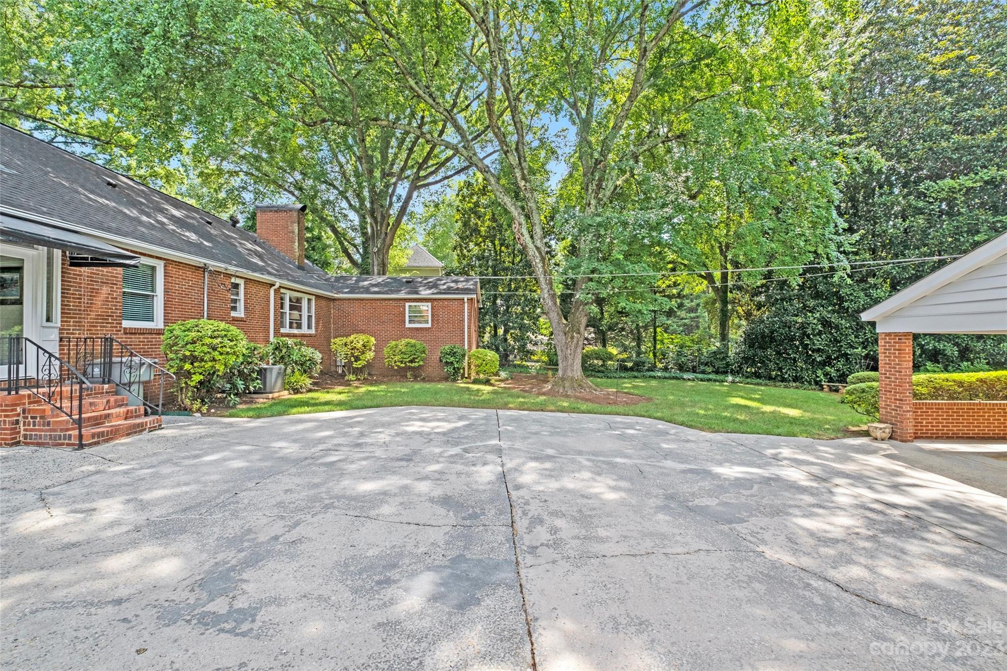 1836 Harris Road Charlotte NC 28211