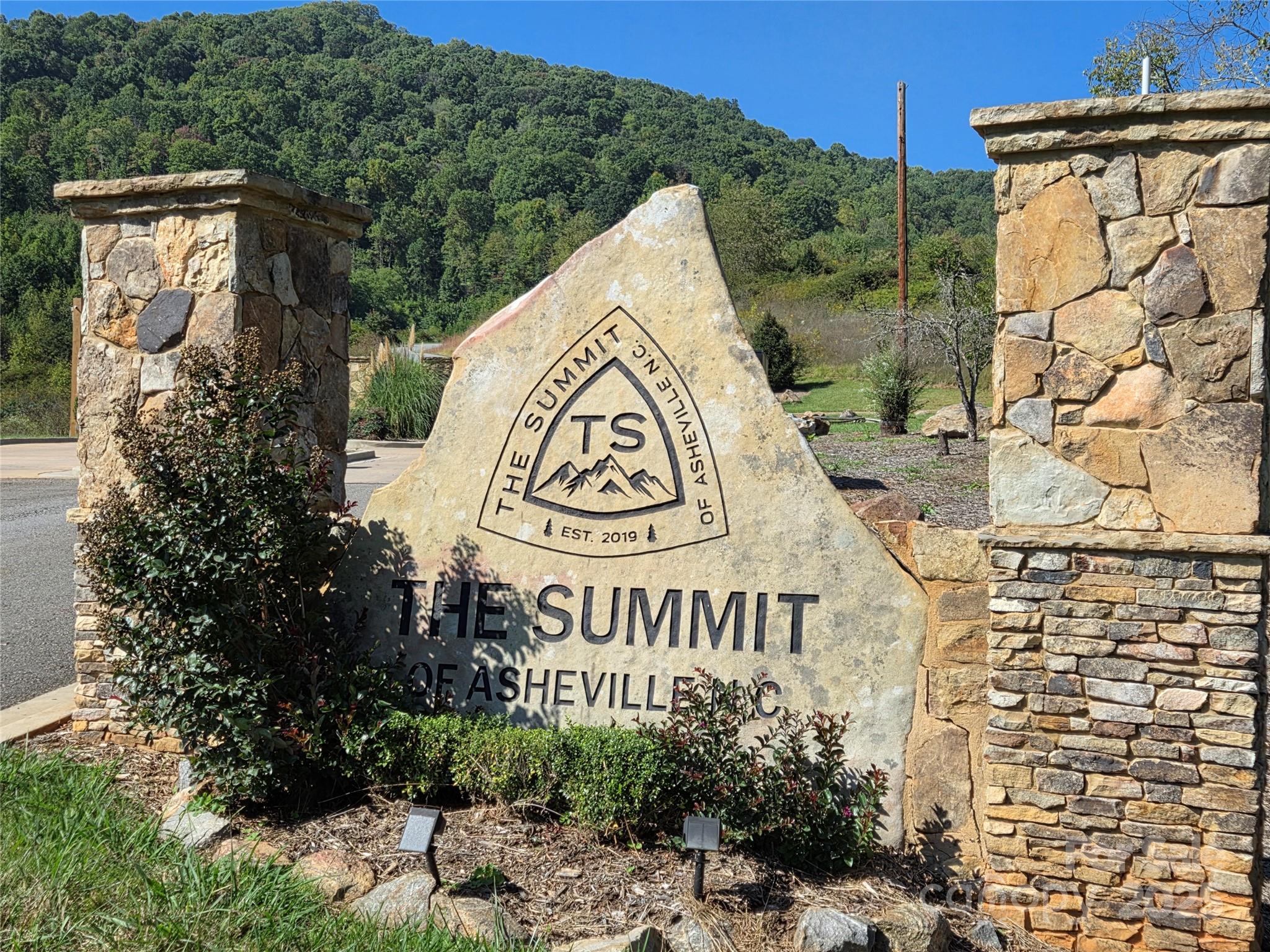 1505 Summit View Drive Canton NC 28716