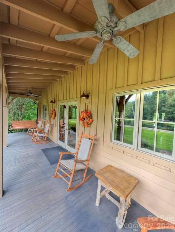 110 Stone Valley Way Hendersonville NC 28792