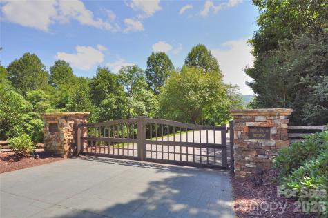 110 Stone Valley Way Hendersonville NC 28792