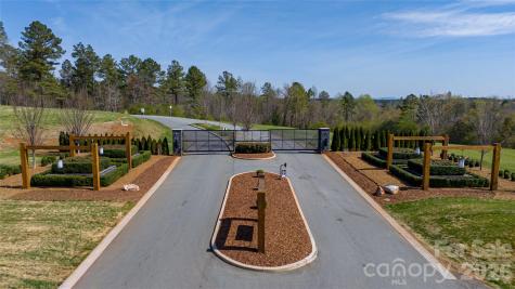 2221 Pikes Peak Ridge Connelly Springs NC 28612