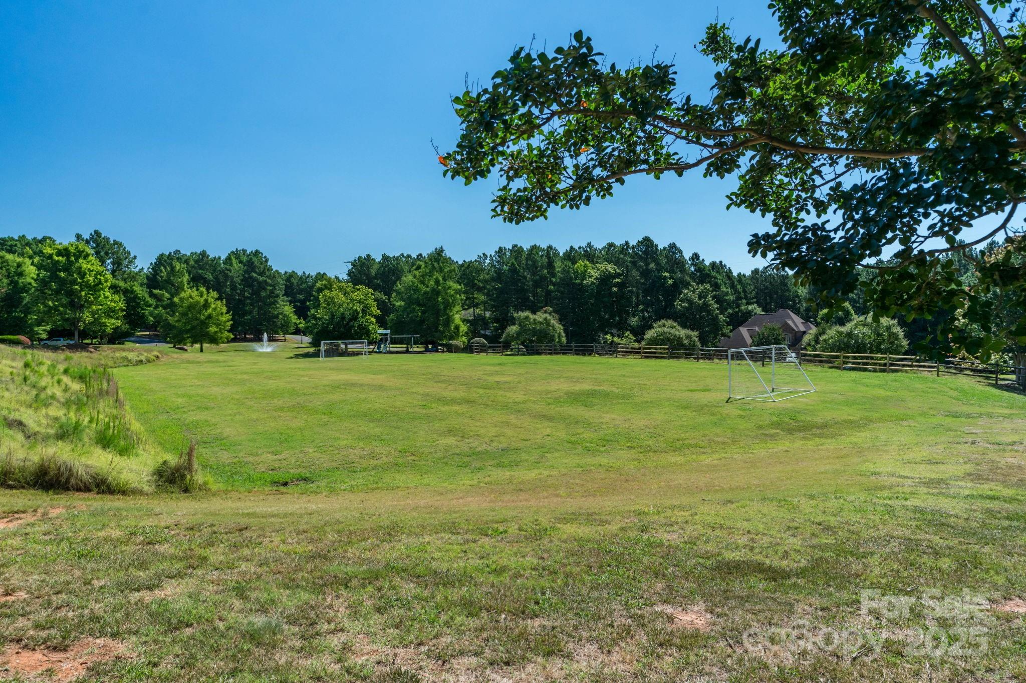 5036 Hermitage Court Belmont NC 28012