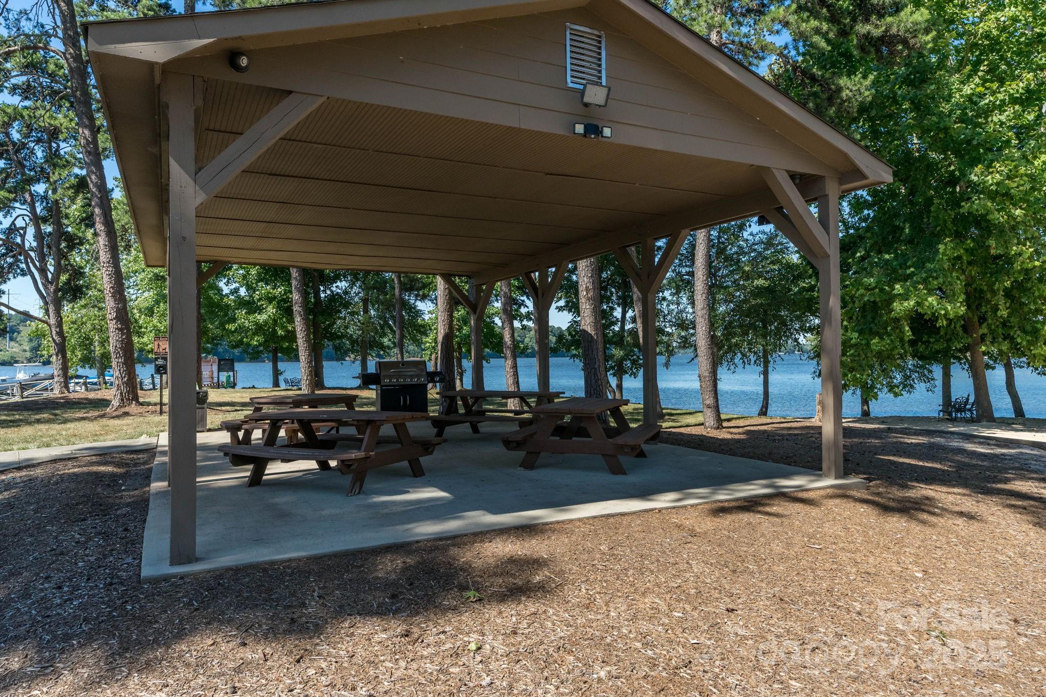 5036 Hermitage Court Belmont NC 28012