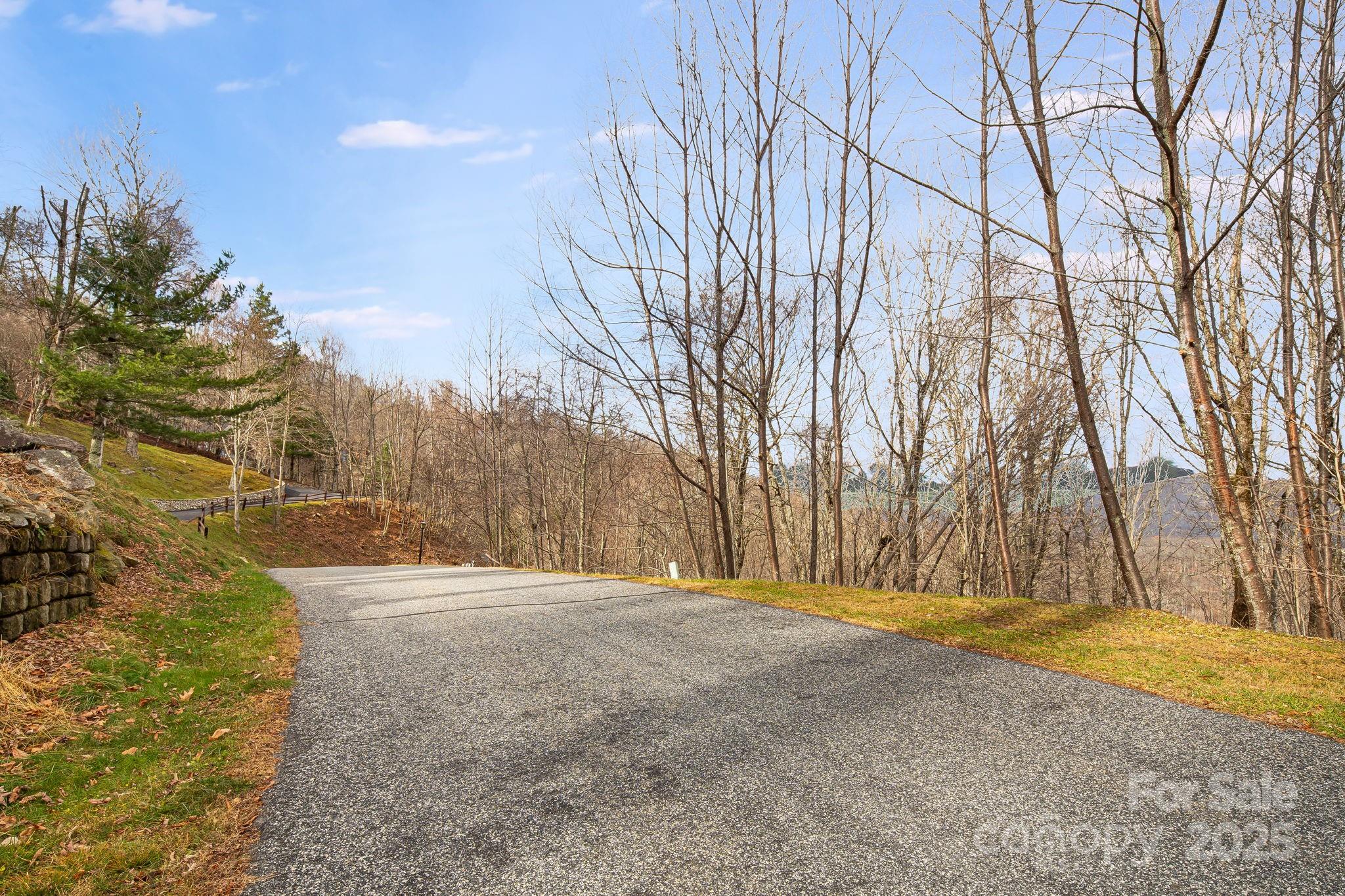 59/61 Running Cedar Drive Mars Hill NC 28754