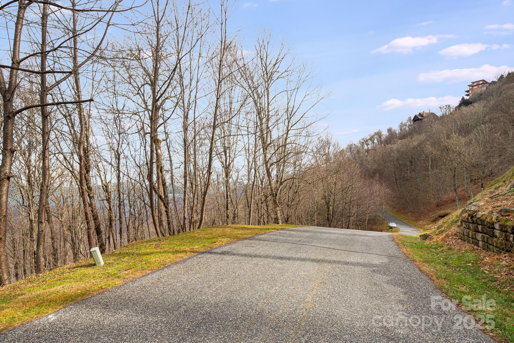 59/61 Running Cedar Drive Mars Hill NC 28754