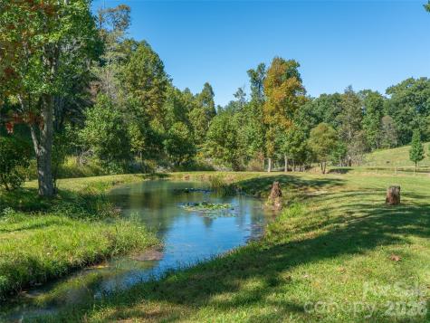 1050 Dale Road Spruce Pine NC 28777