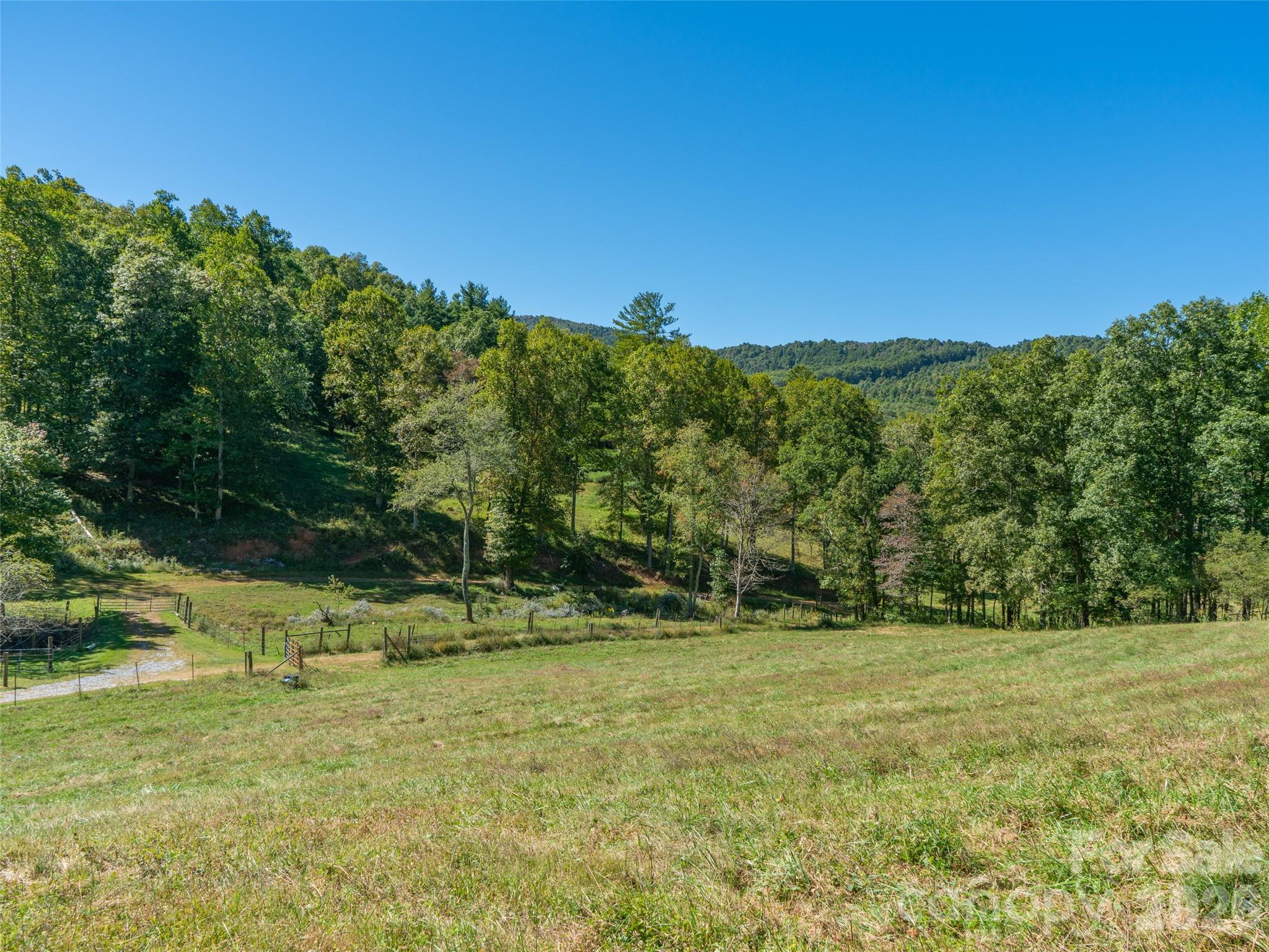 1050 Dale Road Spruce Pine NC 28777