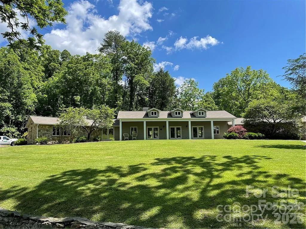 15 Larkspur Way Mars Hill NC 28754