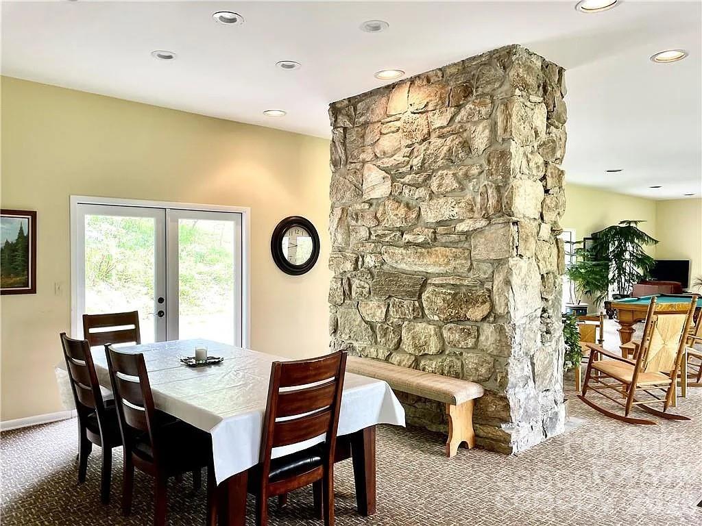 15 Larkspur Way Mars Hill NC 28754
