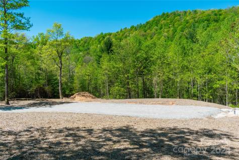 593 Mountain View Church Road Zirconia NC 28790