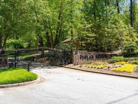 26 Fall Mountain Road Asheville NC 28803