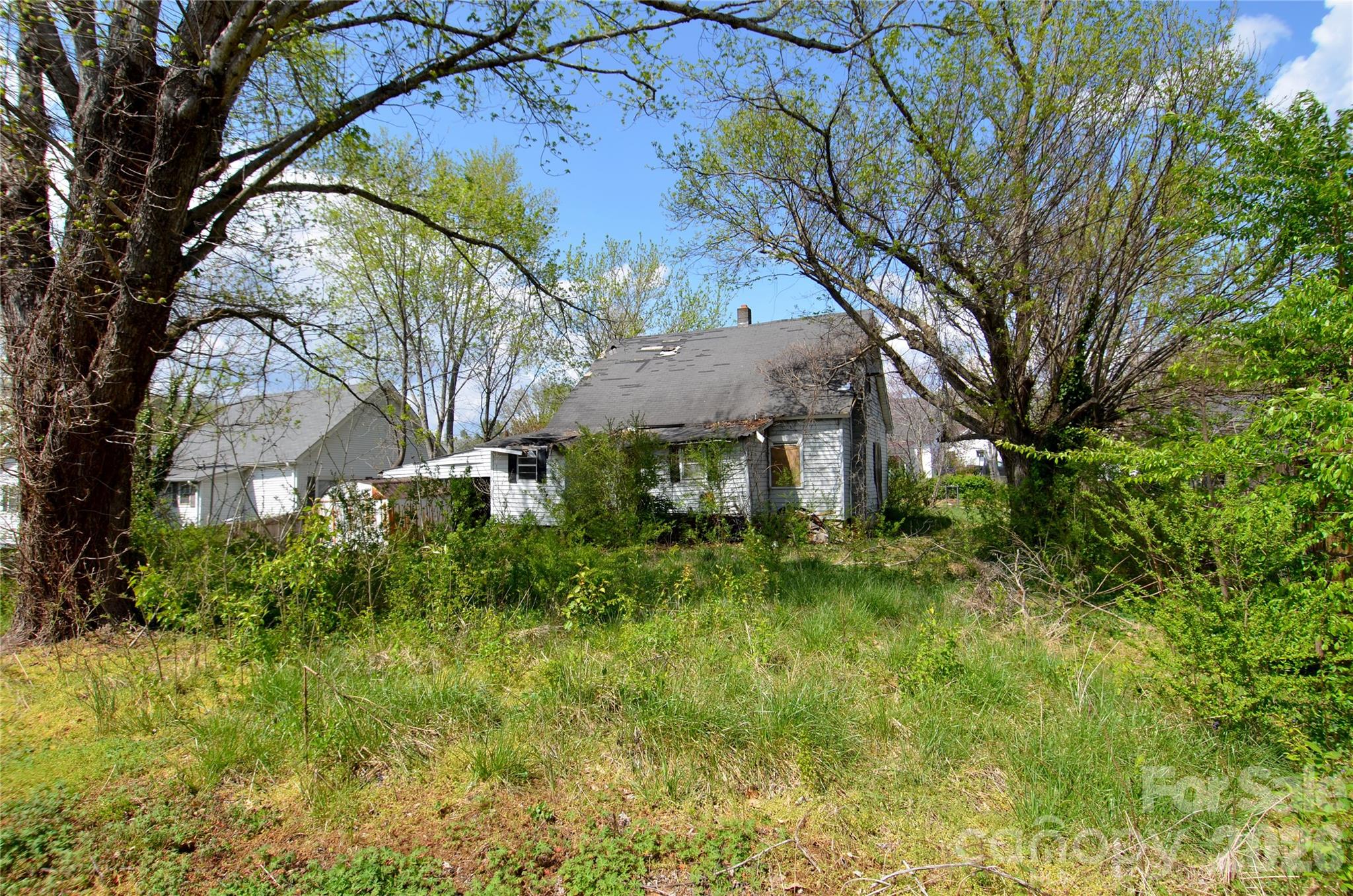 56 Fifth Em Street Marion NC 28752