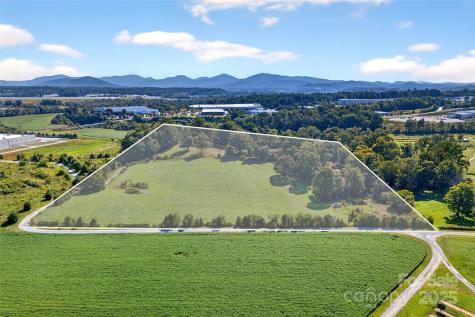 467 Butler Farm Road Mills River NC 28759