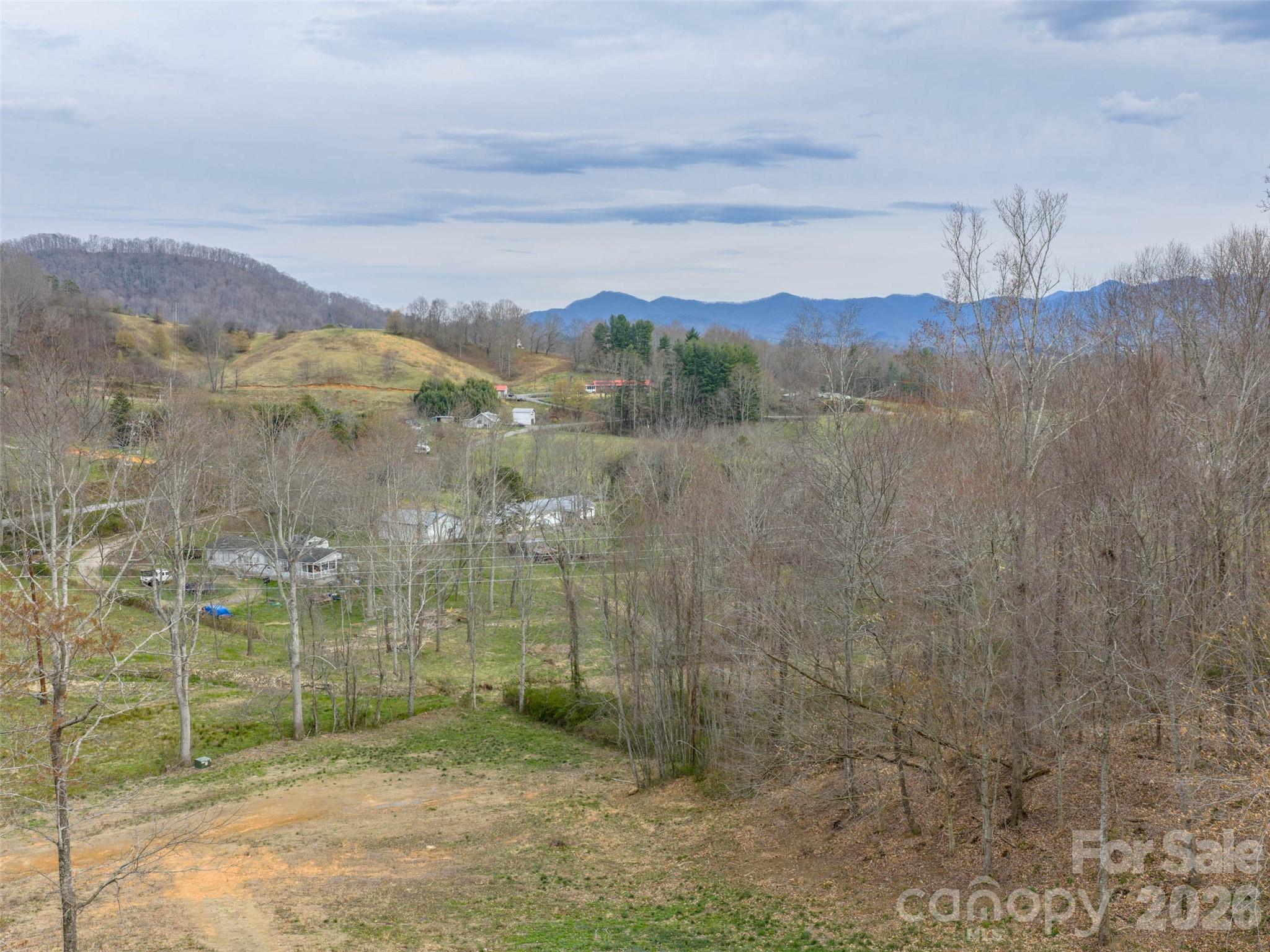 1433 Crabtree Mountain Road Clyde NC 28721