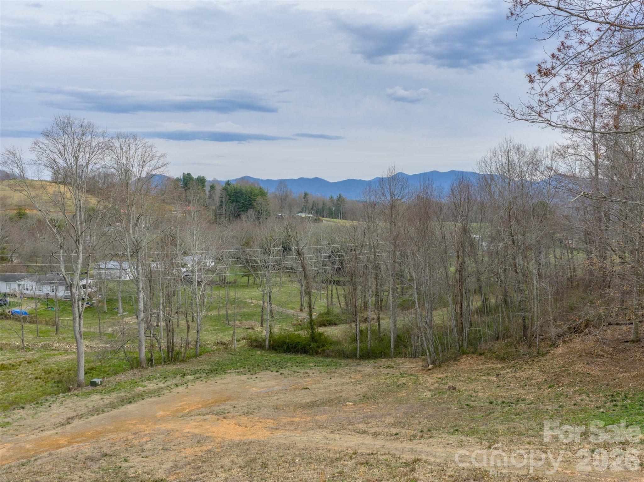 1433 Crabtree Mountain Road Clyde NC 28721