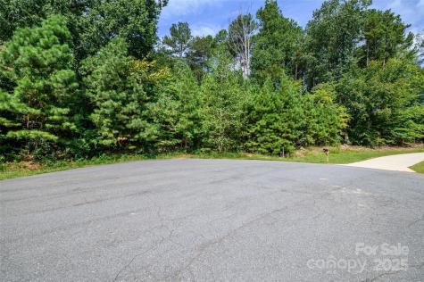 105 Quiet Trail Mooresville NC 28117