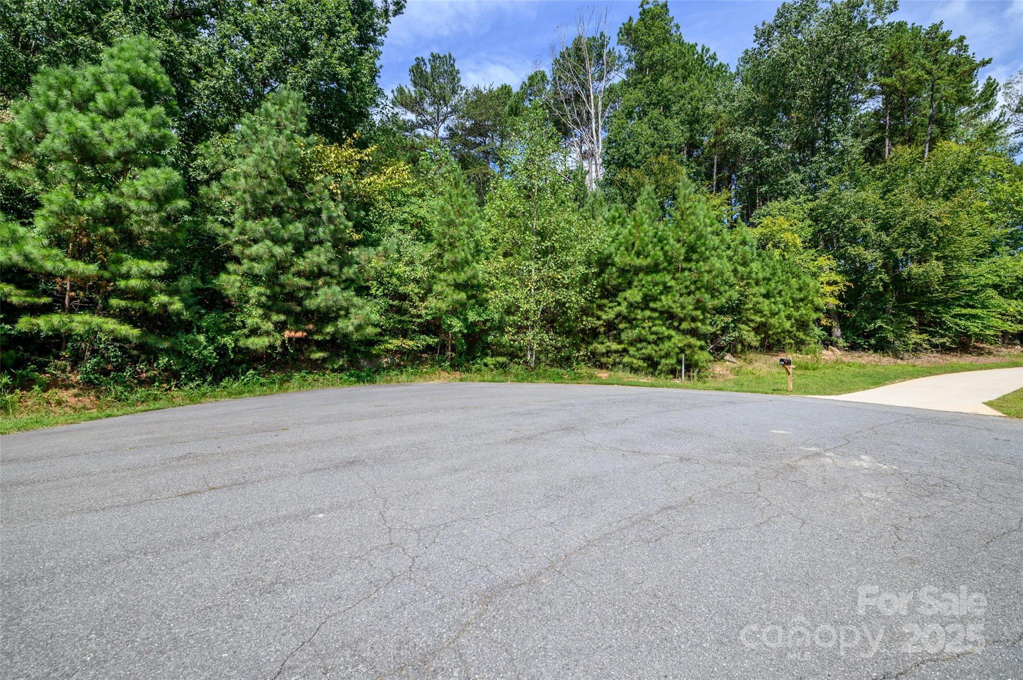 105 Quiet Trail Mooresville NC 28117