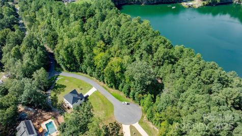 105 Quiet Trail Mooresville NC 28117