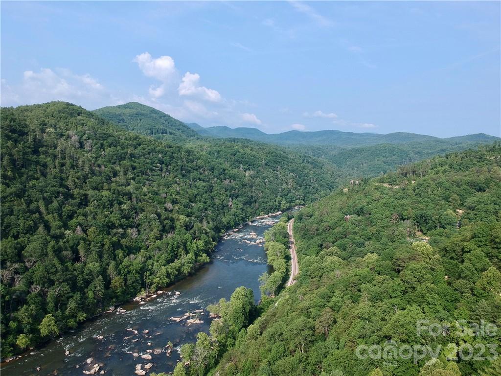 71 Turkey Trot Trail Marshall NC 28753