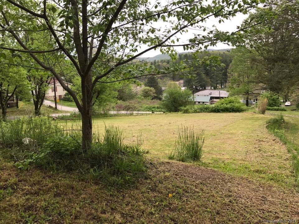 139 Oakland Avenue Spruce Pine NC 28777