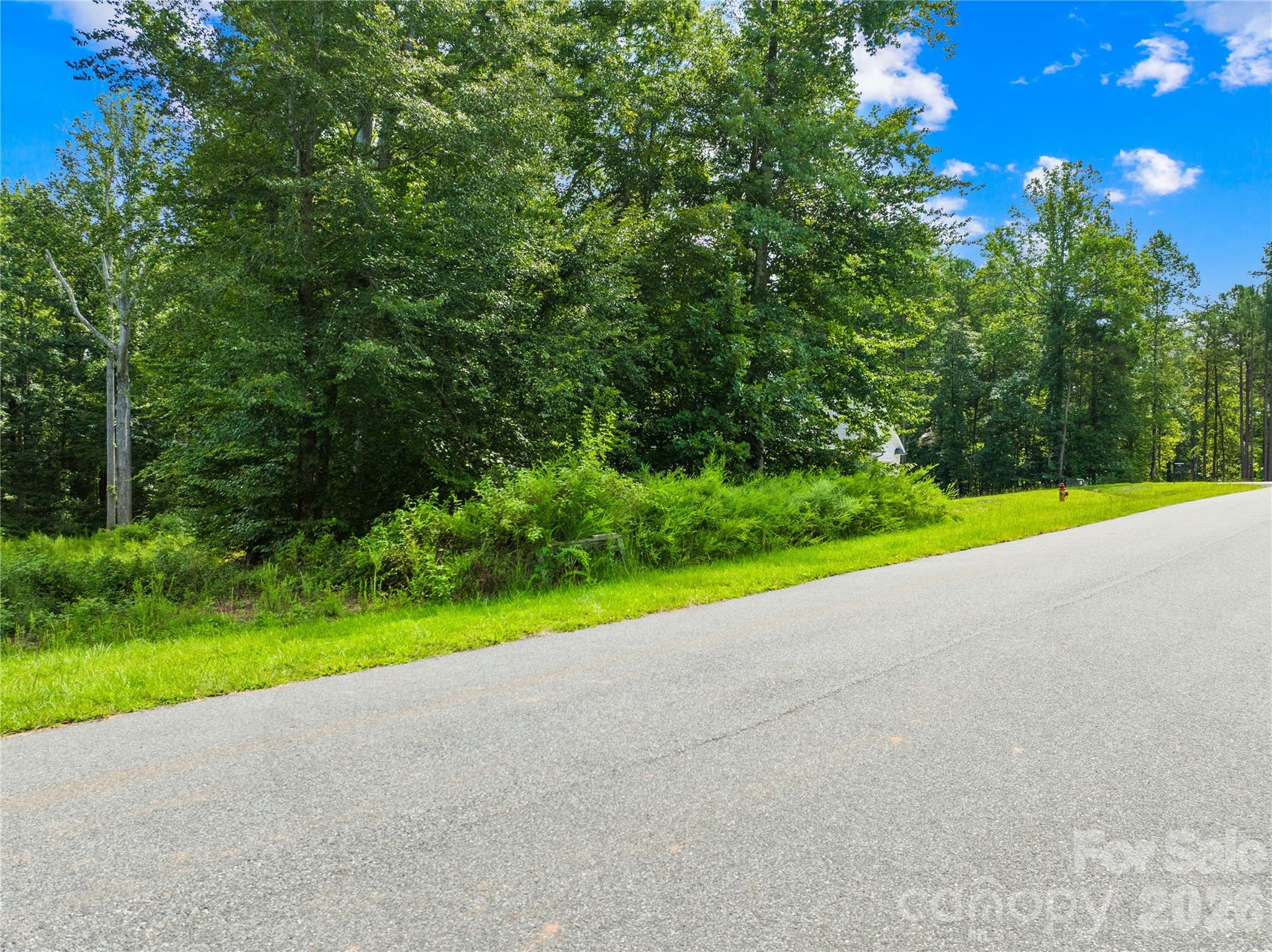 1099 Kapstone Crossing Lexington NC 27295