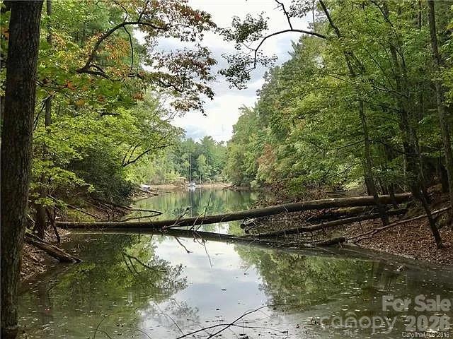 1388 Old Dry Creek Road Morganton NC 28655