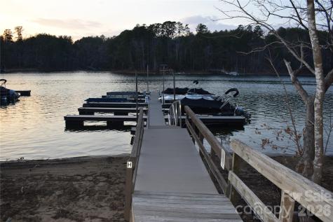 1388 Old Dry Creek Road Morganton NC 28655