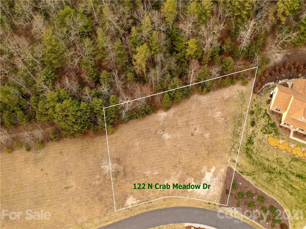 122 N Crab Meadow Drive Hendersonville NC 28739