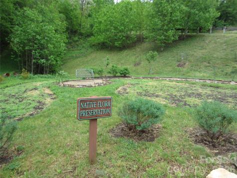 64 Longspur Lane Asheville NC 28804