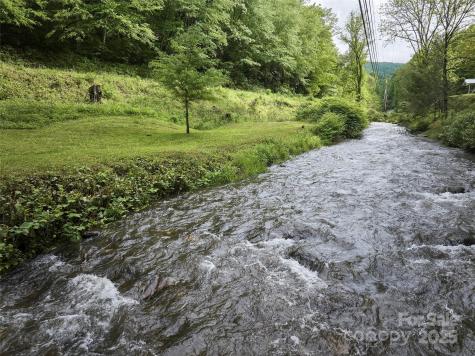 210 Conleys Creek Road Whittier NC 28789