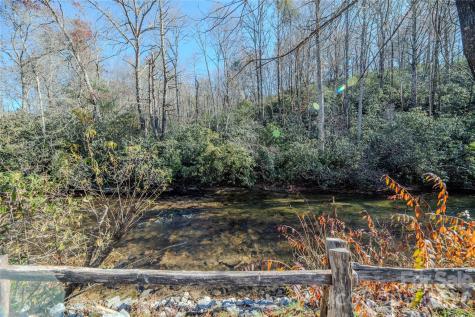 9017 East Fork Road Brevard NC 28712