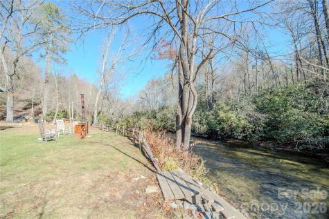 9017 East Fork Road Brevard NC 28712