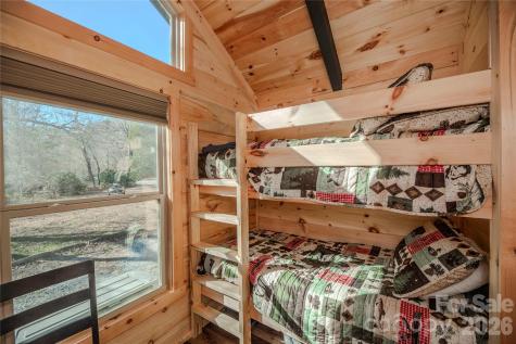 9017 East Fork Road Brevard NC 28712