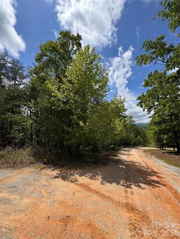 34 Montgomery Drive Marion NC 28752